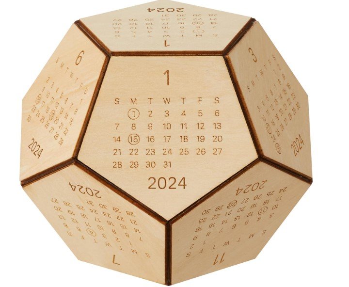 desk calendar 2024 wooden